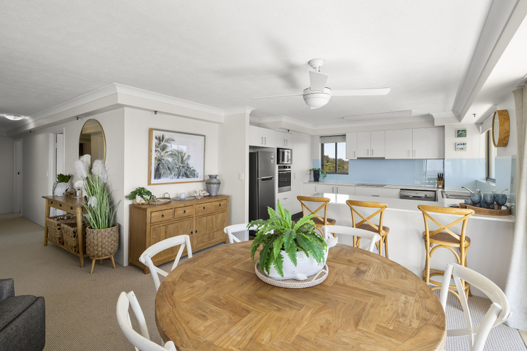 Dining Room 26