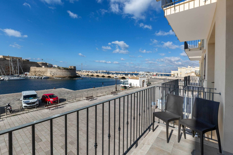 Terrace/patio 2, 3709 Balconcino sul Rivellino by Barbarhouse, Lecce