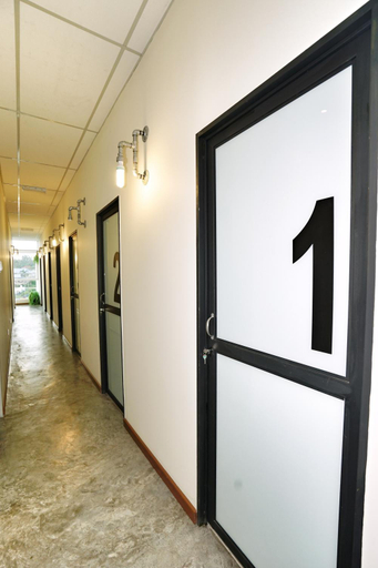 Others 5, B@Home, Kluang