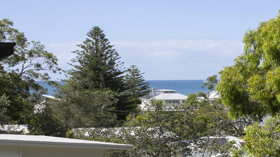 Others 5, Whitecaps - Pearl Beach, Gosford - West