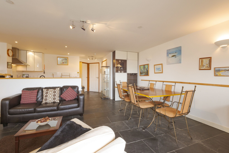Others 4, White Lodge Apartments, Cornwall