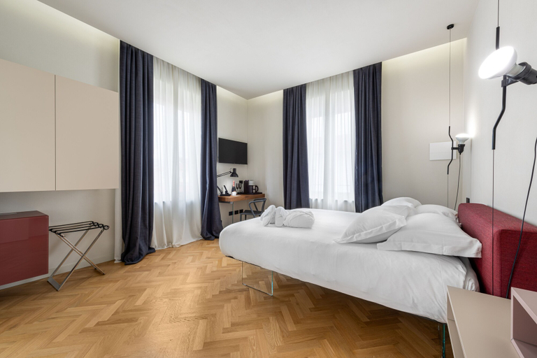 Bedroom 5, Villa Fedora Luxury Suites, Lucca