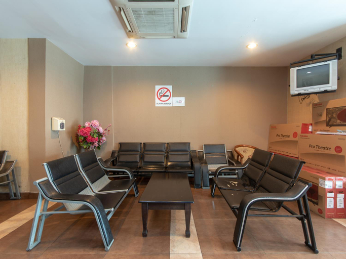 Others 5, Royal Hotel, Keningau