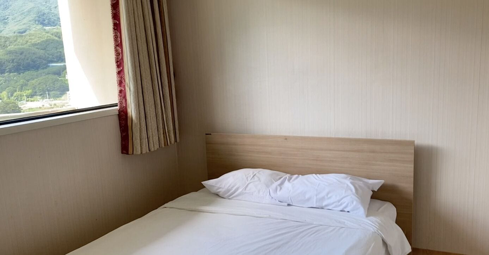 Bedroom 3, Jiri Mountain Ilsung Condo, Jangsu