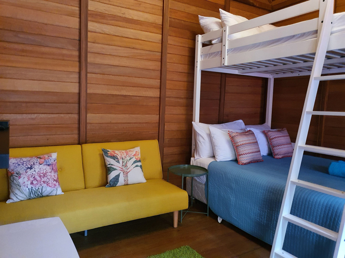 Bedroom 3, Bleu Verde i am colors, Lombok