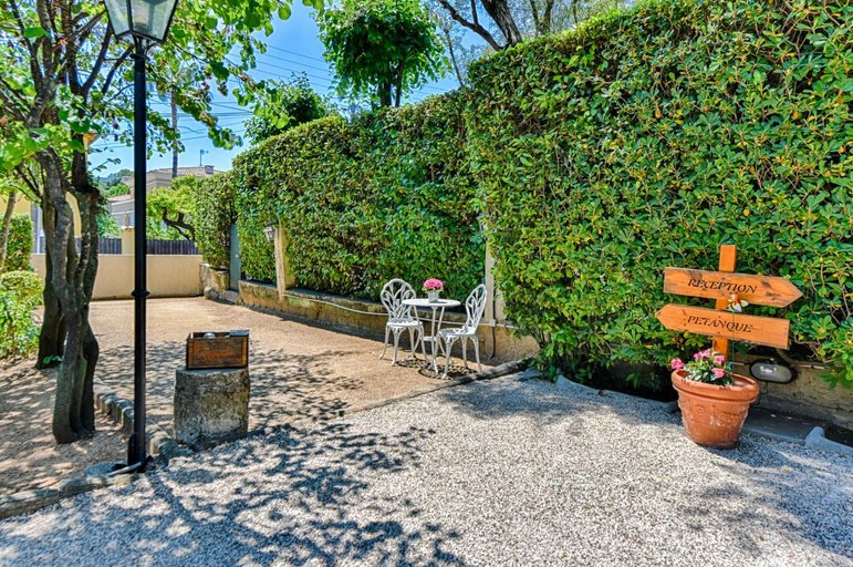 Others 3, Hotel Mas Djoliba, Alpes-Maritimes