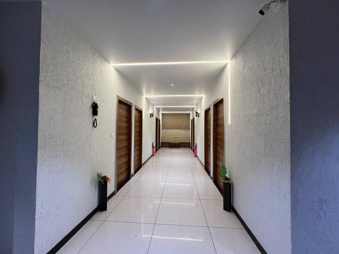 Public Area 3, Hotel Vandana Palace, Surendranagar