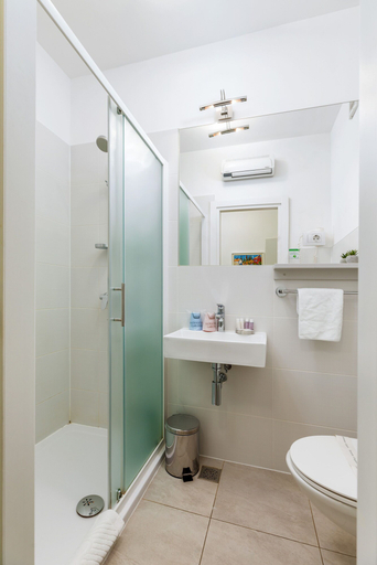 Bathroom 4, Boutique Suites Joyce, Pula
