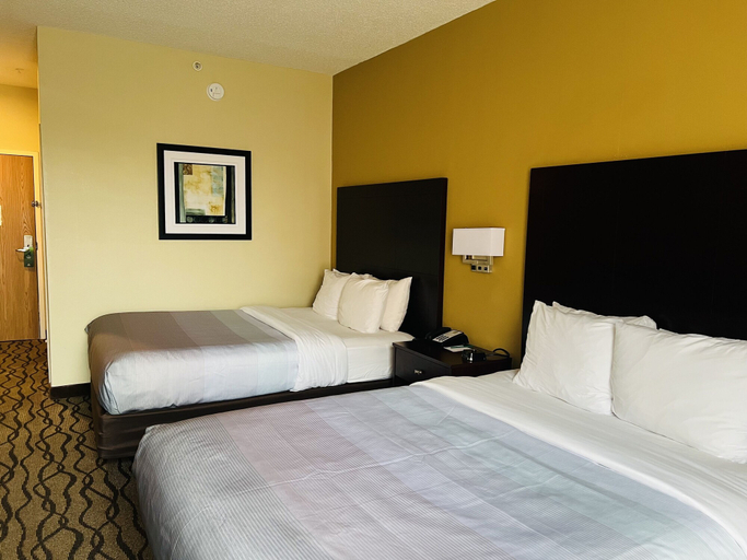 Bedroom 3, Quality Inn I-75 West Chester-North Cincinnati, Butler
