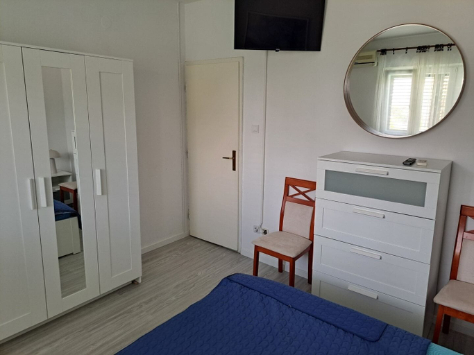 Bedroom 2, Big - Free Parking - A1 Lovre, Vodice