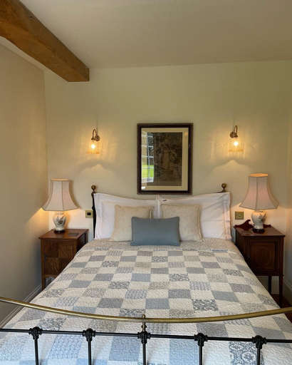 Bedroom 2, Wethele Manor, Warwickshire