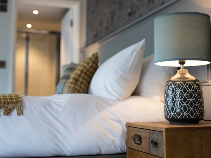 Bedroom 2, The Exeter Inn, Devon
