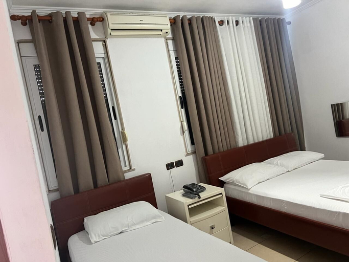 Bedroom 2, Hotel 51, Tiranës