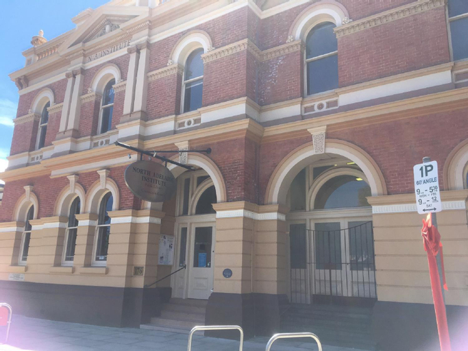 Adelaide Style Accommodation-Getaway in North Adelaide- close to city, Adelaide