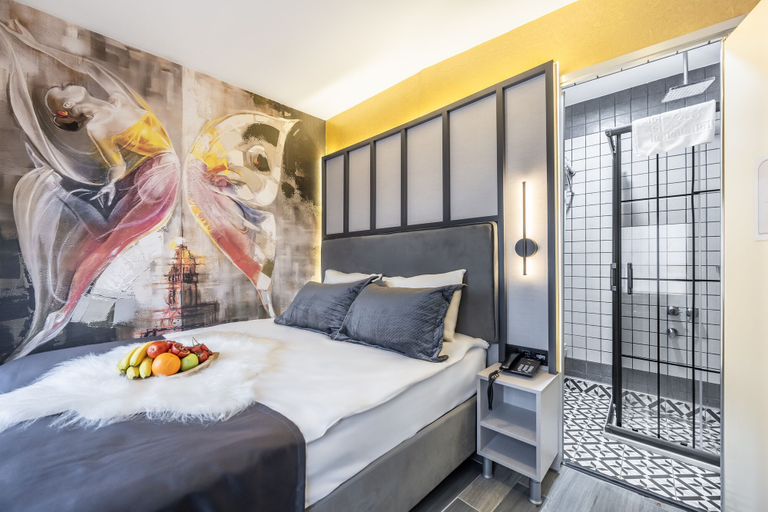 Bedroom 3, BİG URBAN STAY TAKSİM@WİTH SEA VİEW, Beyoğlu