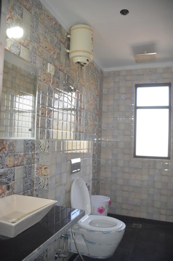 Bedroom 4, Goel Residency, West