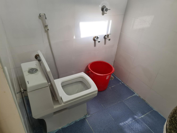 Bathroom 3