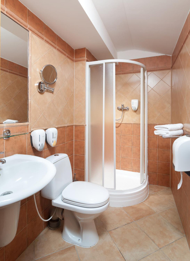 Bathroom 3, Hotel Spindlerova Bouda, Trutnov