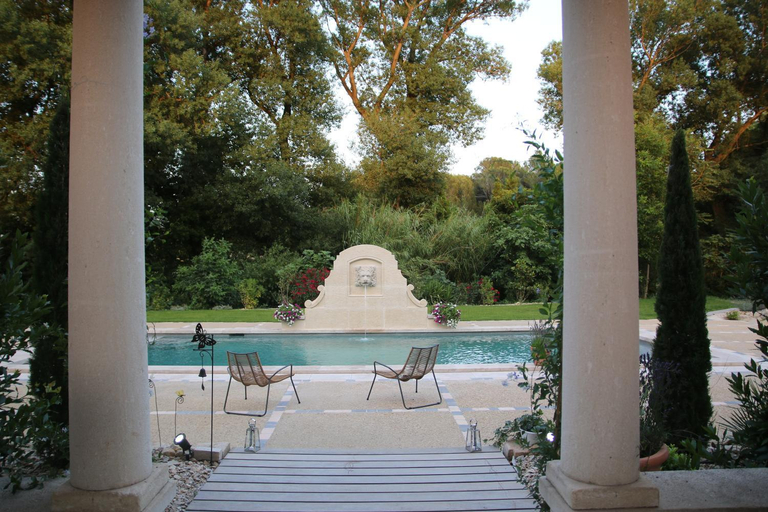 Public Area, La Bastide des Cypres, Bouches-du-Rhône