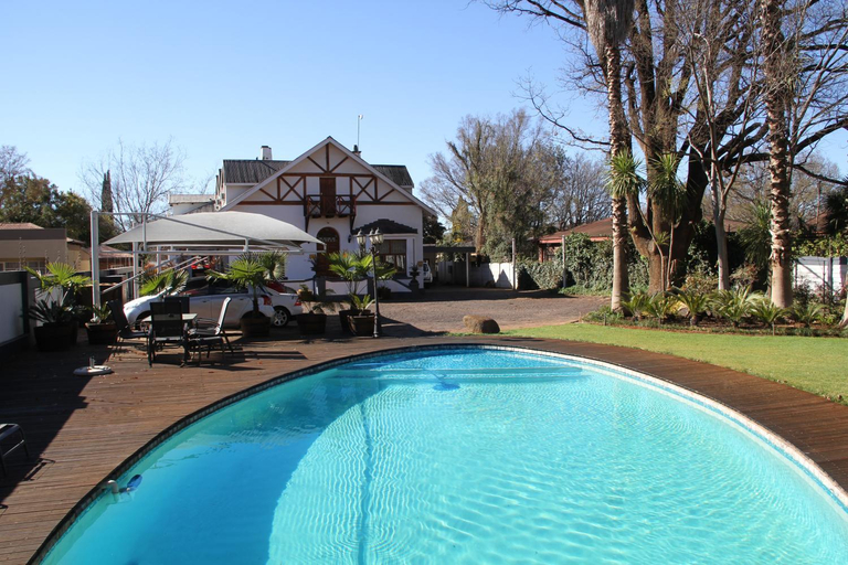 Others 3, The Oak Potch Guesthouse, Dr Kenneth Kaunda