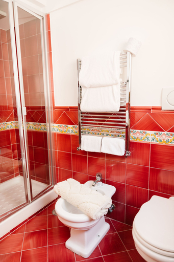Bathroom 5, Villa Principe Giovanni, Salerno
