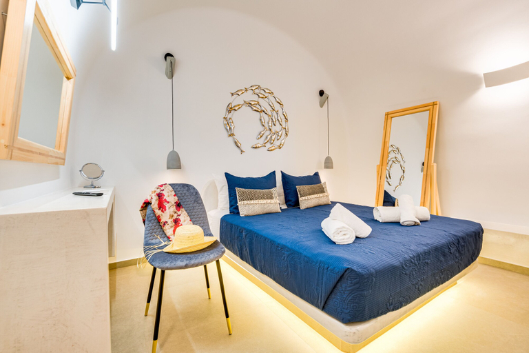 Bedroom 3, Tiara Suites, South Aegean