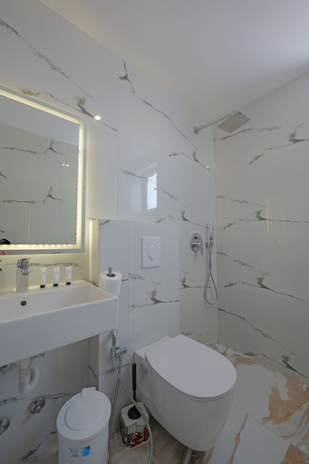 Bathroom 4, Vila Irdi, Sarandës