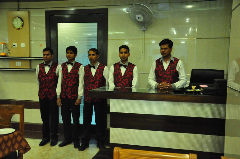 Public Area, Hotel Basera Brij Bhoomi, Mathura