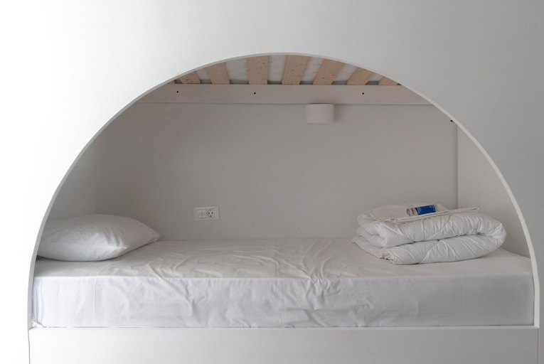 Bedroom 5, Central Oia Hostel, South Aegean