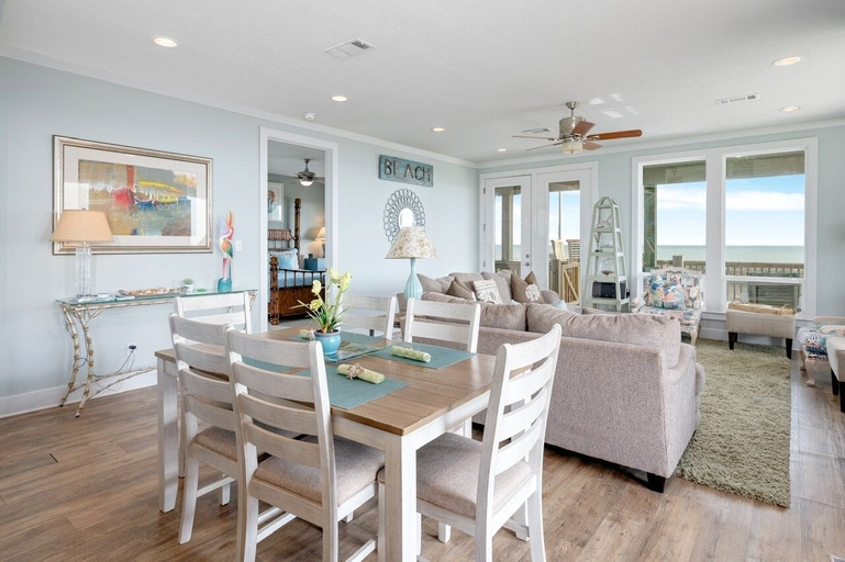 Dining 5, #justawavin' 3 Bedroom Home by RedAwning, Galveston