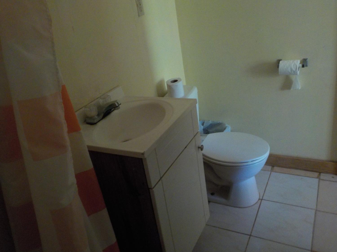 Bathroom 3, Roatan Backpackers' Hostel, Roatán