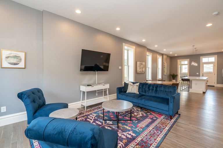 Others 5, Parkside Comfort | JZ Vacation Rentals, Saint Louis