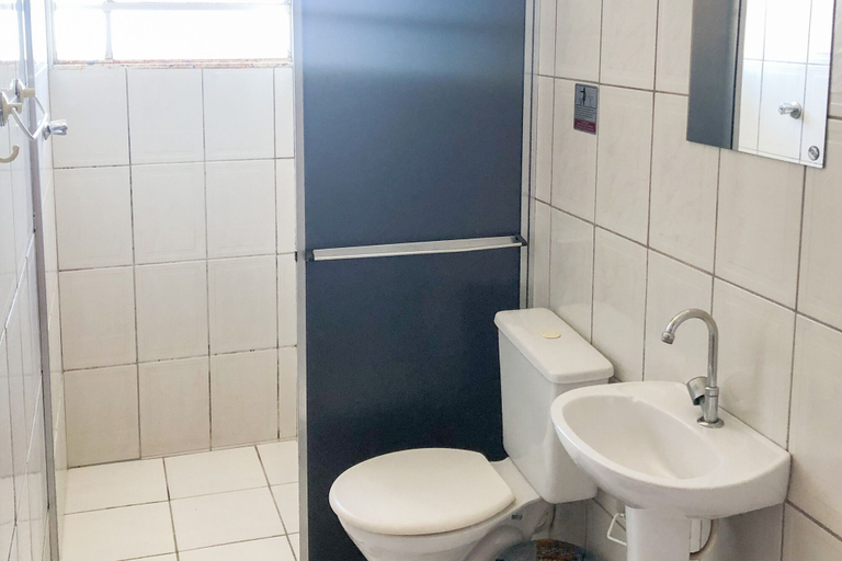 Bathroom 3, Hotel Silva Votorantim - proximo ao Hospital Santo Antonio, Votorantim