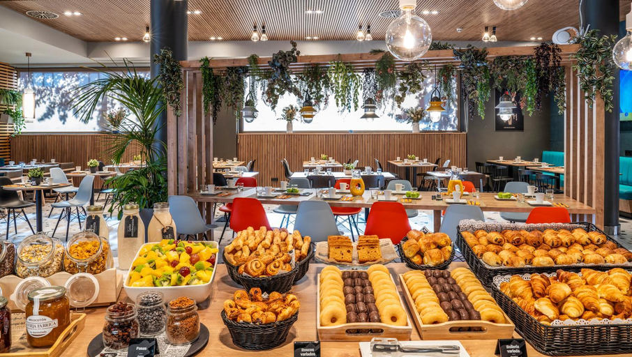Food & Drinks 5, ibis Madrid Aeropuerto Barajas Hotel, Madrid