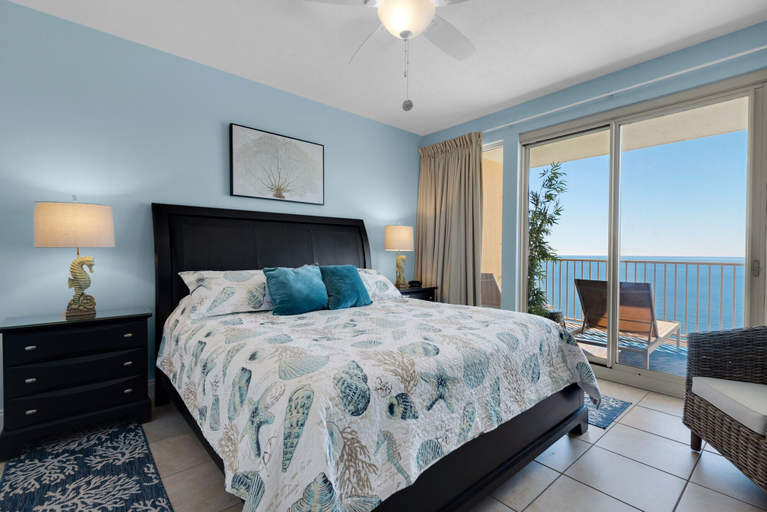Bedroom 3, Treasure Island 2304, Bay