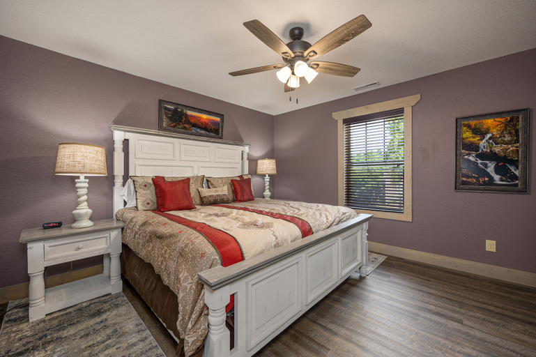 Bedroom 2, Smoky Pines Chalet, Sevier