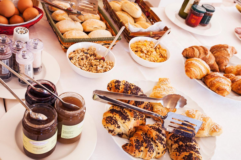 Food & Drinks