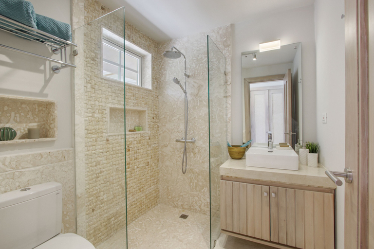 Bathroom 3, 5BR Villa with Pool&Beach in Punta Cana, Salvaleon de Higuey
