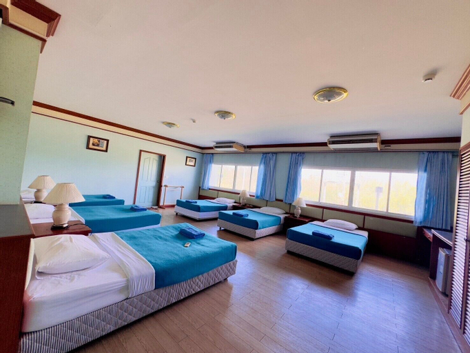 Bedroom 24