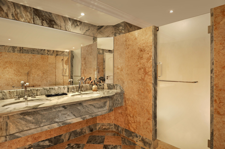 Bathroom 3