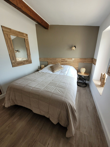 Bedroom 5, Les Grandes Mollières, Alpes-de-Haute-Provence
