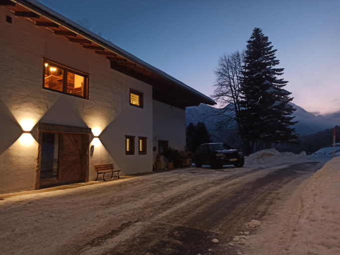 Others 2, Bergfee Natur Appartements, Reutte