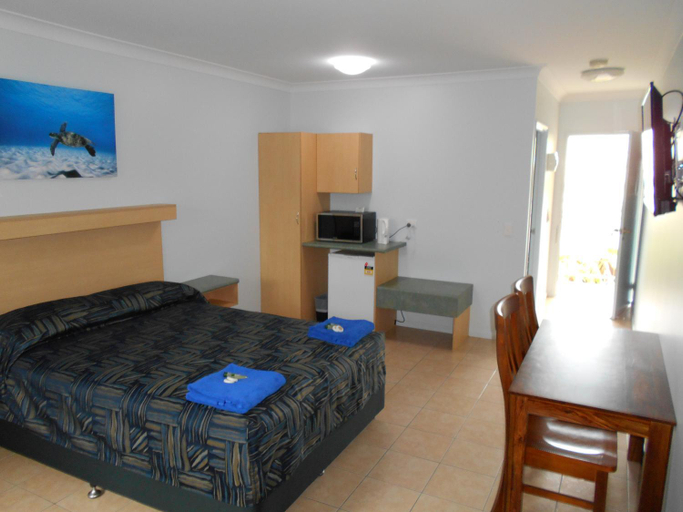 Others 4, T I Motel Thursday Island, Torres