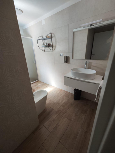Others 3, Suite Amazzonia, Taranto