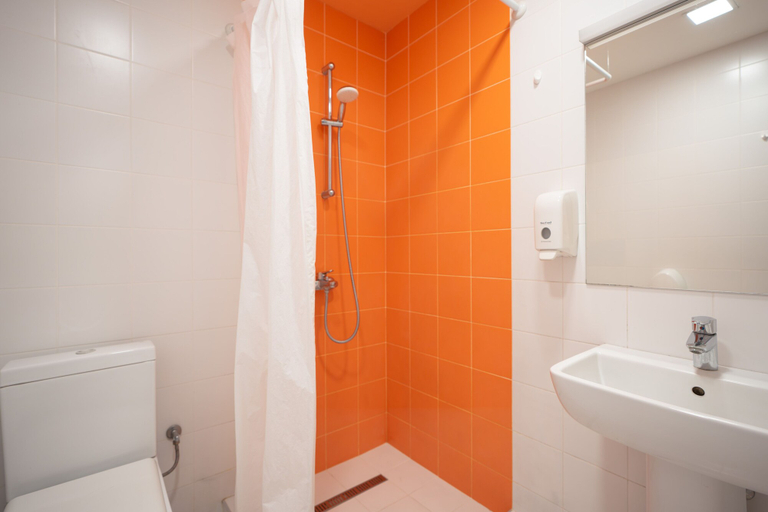 Bathroom 4, Kantar Hostel, Yerevan
