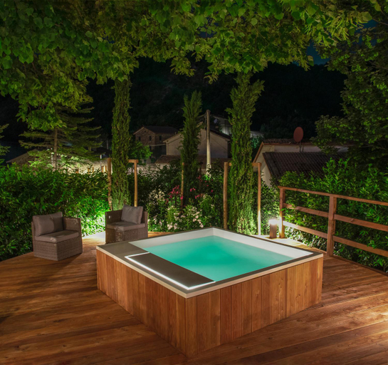 Sport & Beauty 2, Il borgo Casteldelci, Pesaro E Urbino