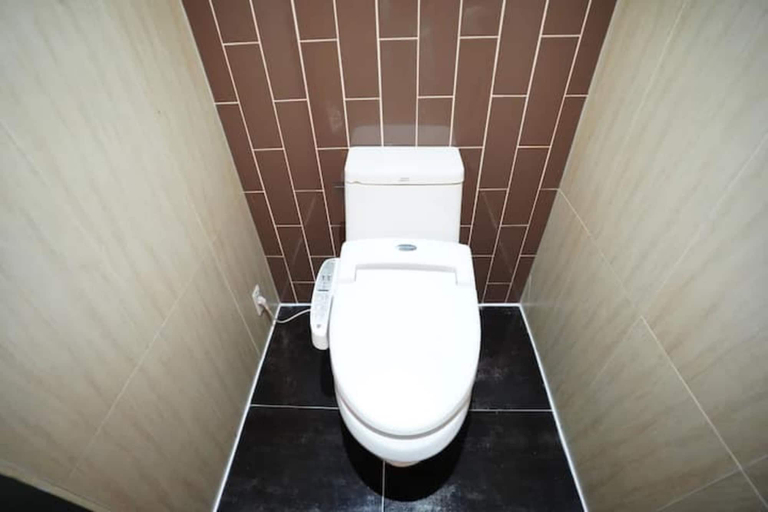 Bathroom 3, sinchon Y hotel, Mapo