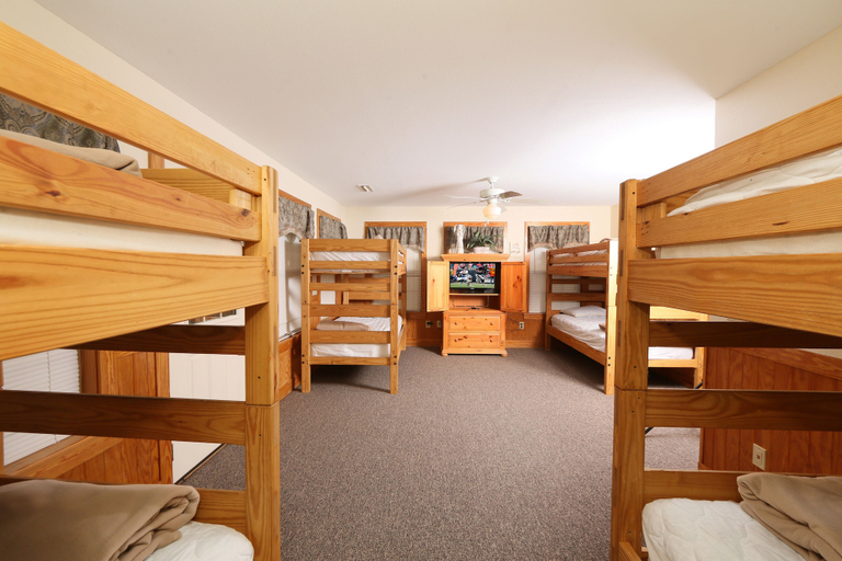 Bedroom 3, Wildwood Falls 4 - Two Bedroom Chalet, Sevier