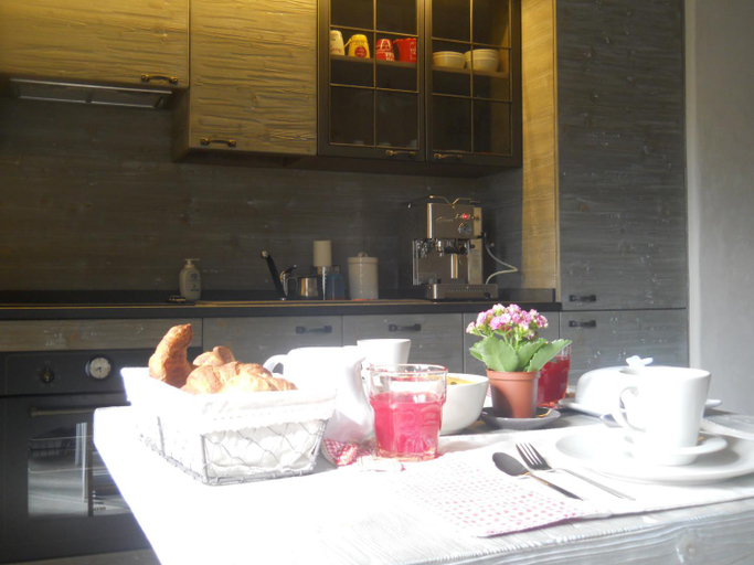 Facilities 5, La Vita in Campagna, Sondrio