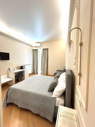 Others 5, Sea Pearl Luxury Rooms, La Spezia